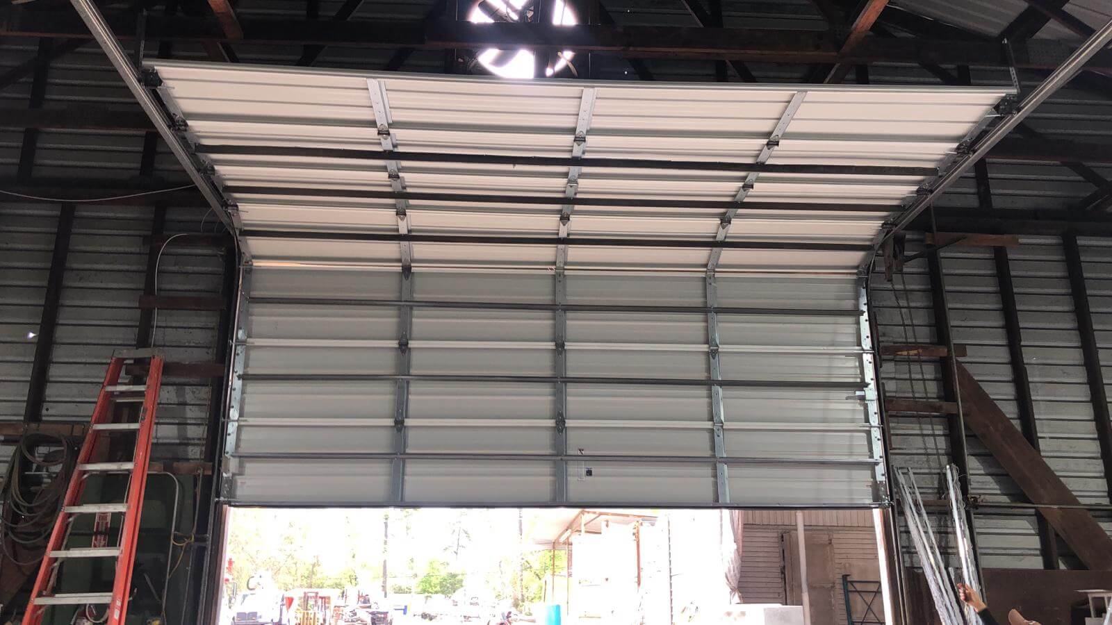 noisy_garage_door_repair_service_san_diego